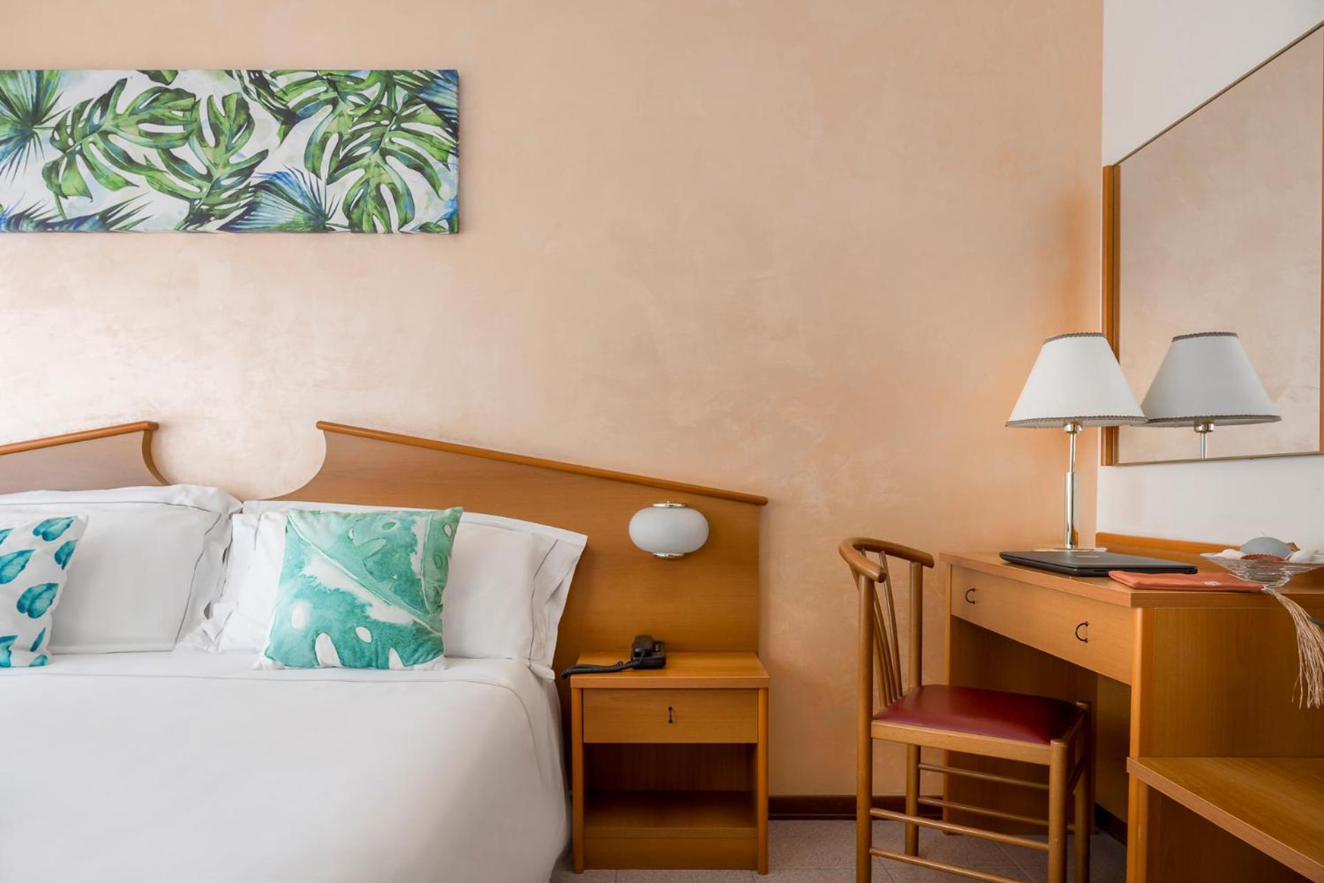 Corallo Wellness Hotel Diano Marina Exterior photo